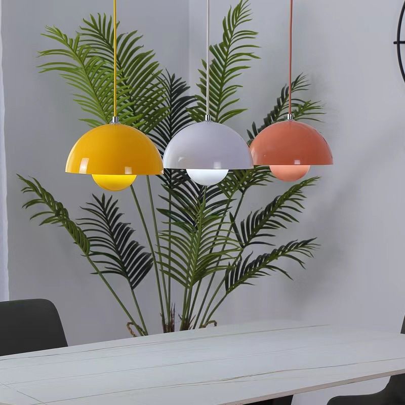 Lampe suspendue dôme rétro