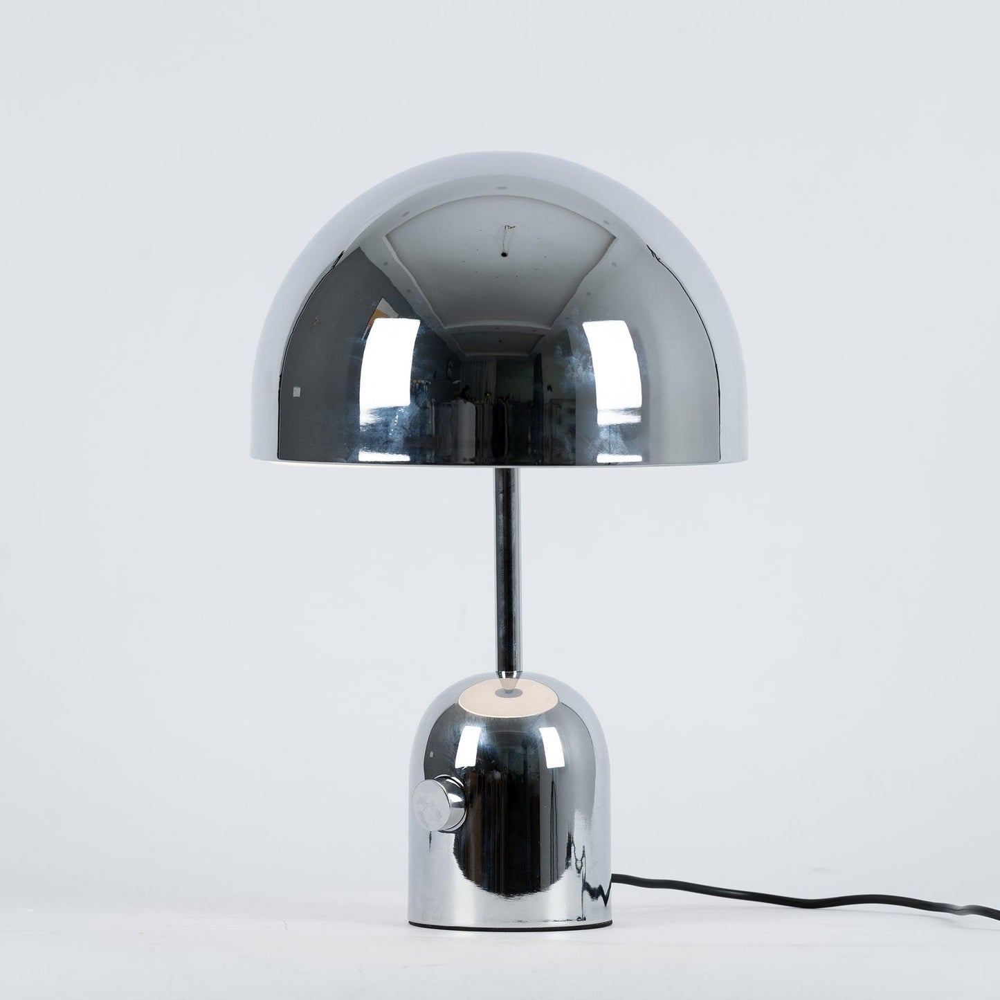 Bella – Élégante lampe de table avec charme classique et lumière chaude