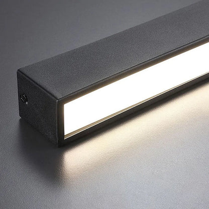 Robi – Lampe de Plafond LED Longue