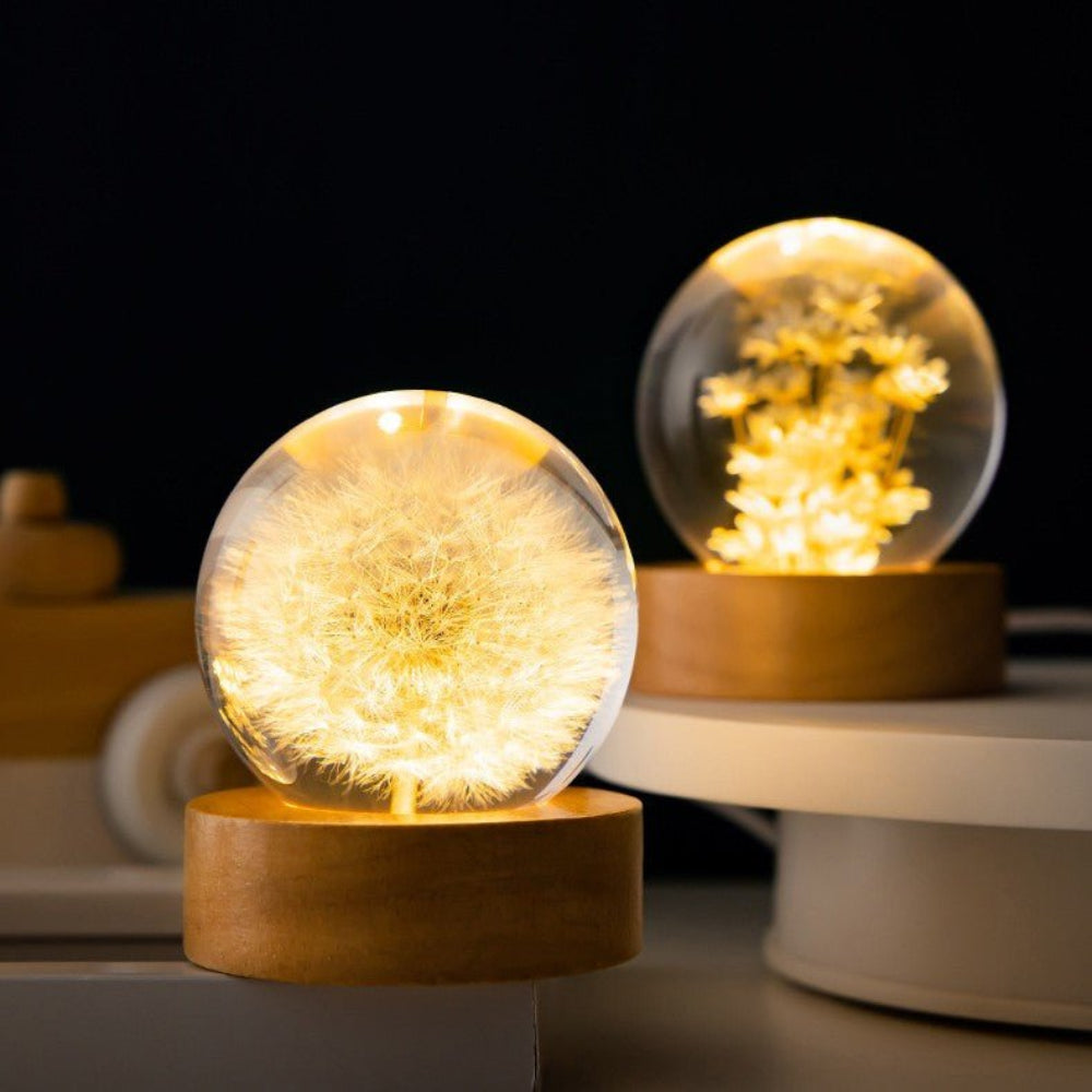 Linda – Lumineuse Boule de Cristal Fleurs