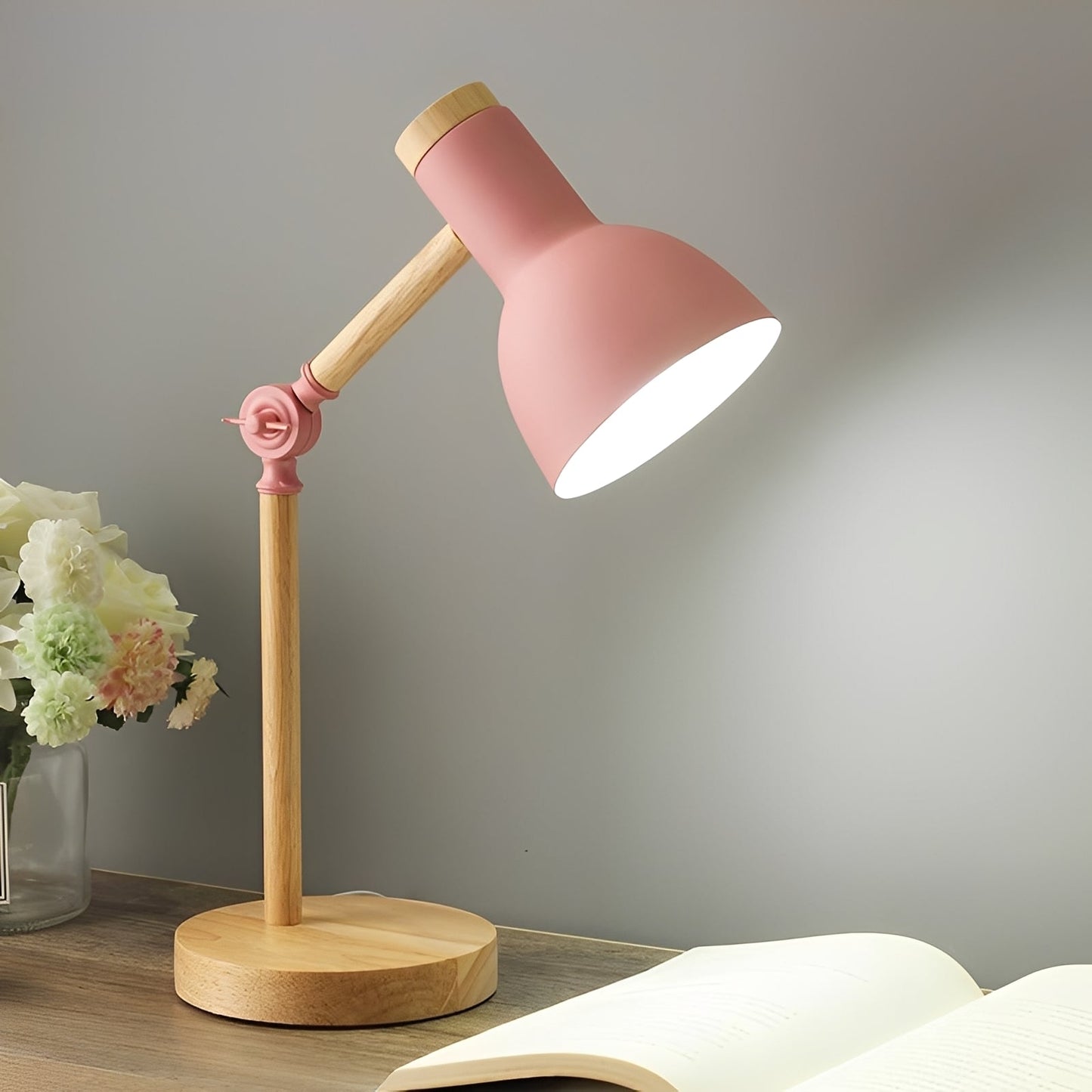 Varya – Lampe de chevet LED scandinave