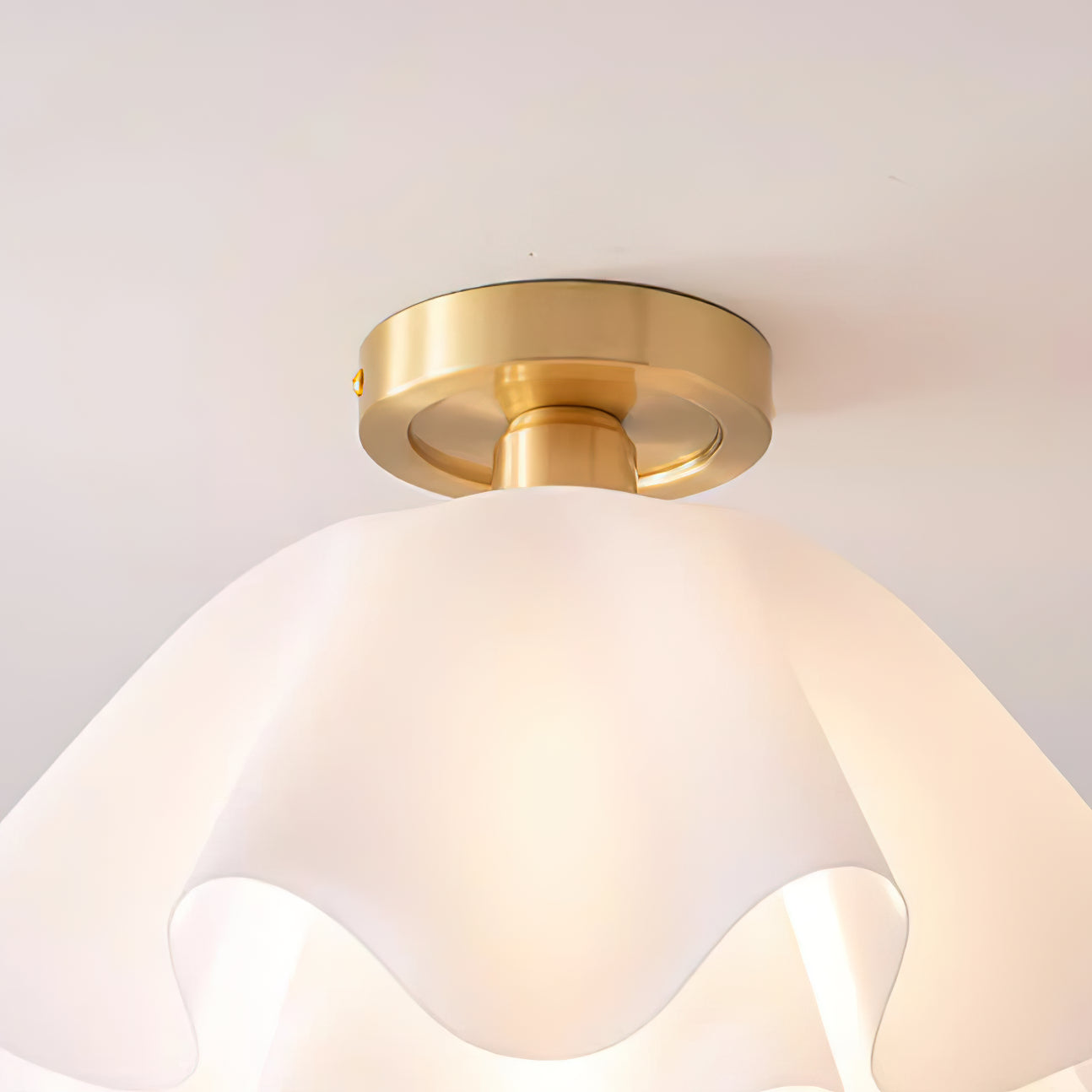 Plafonnier Gailon – Design géométrique et lumière douce