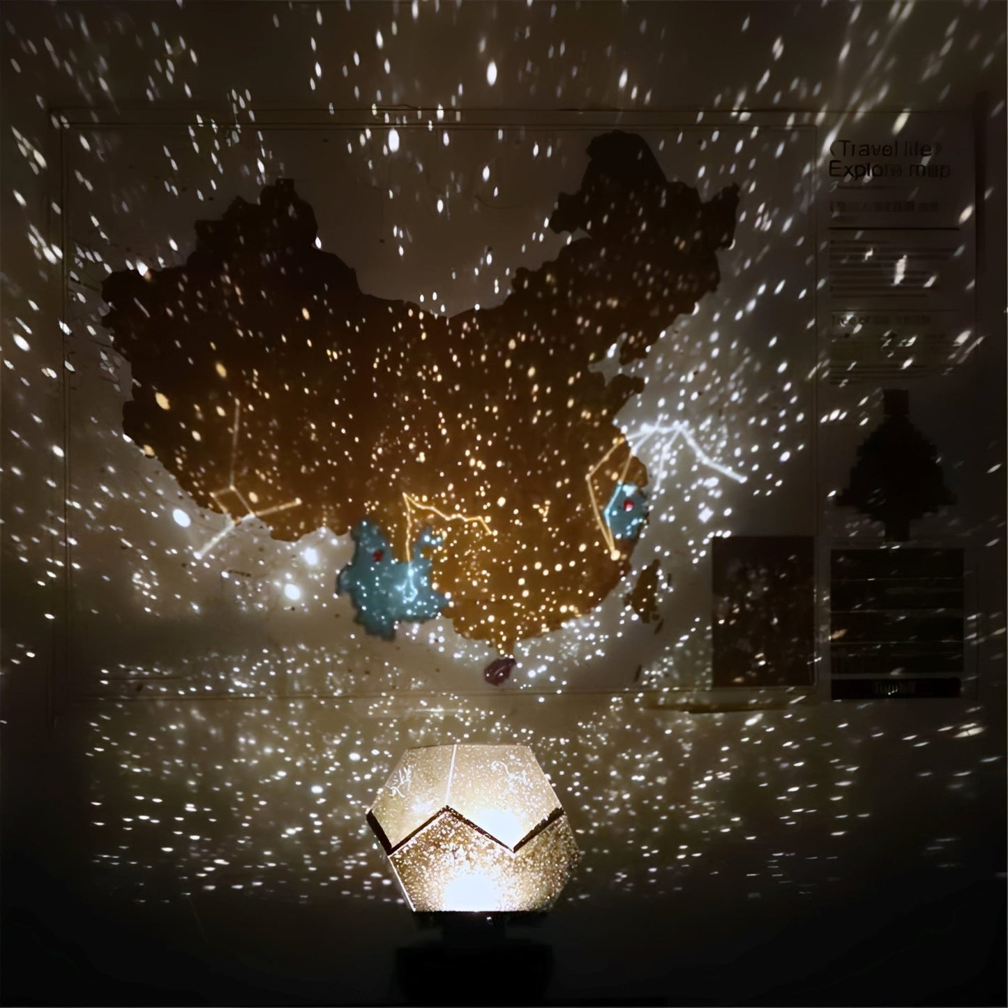 Maki – Lampe de Projection Céleste Minimaliste