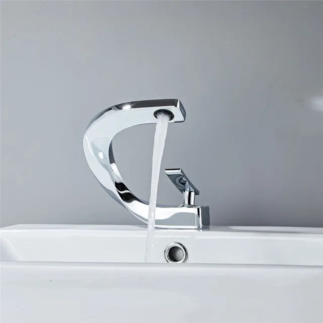 Avelyn – Robinet de salle de bain de luxe en chrome pour des moments de salle de bain élégants