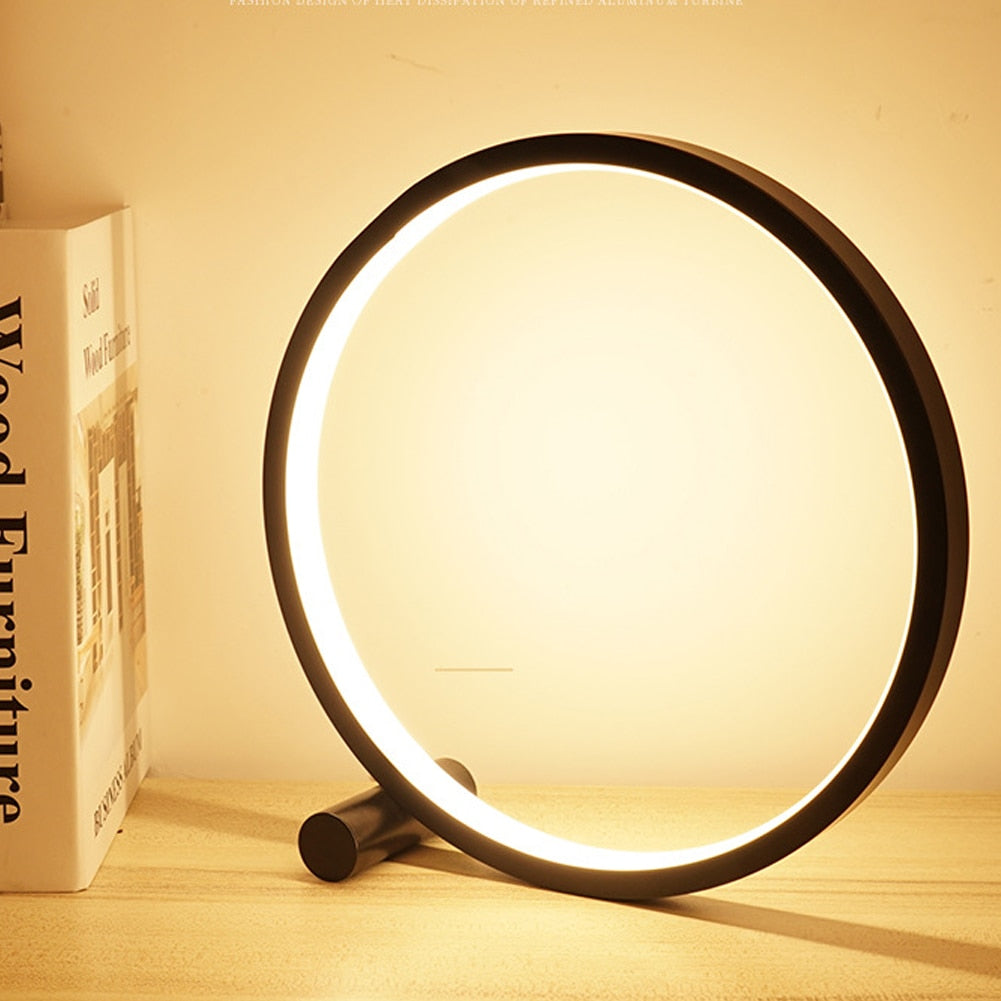 Kira – Lampe de table moderne en acrylique à lumière ronde