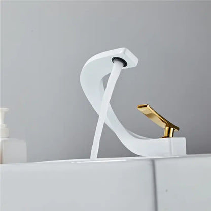 Avelyn – Robinet de salle de bain de luxe en chrome pour des moments de salle de bain élégants