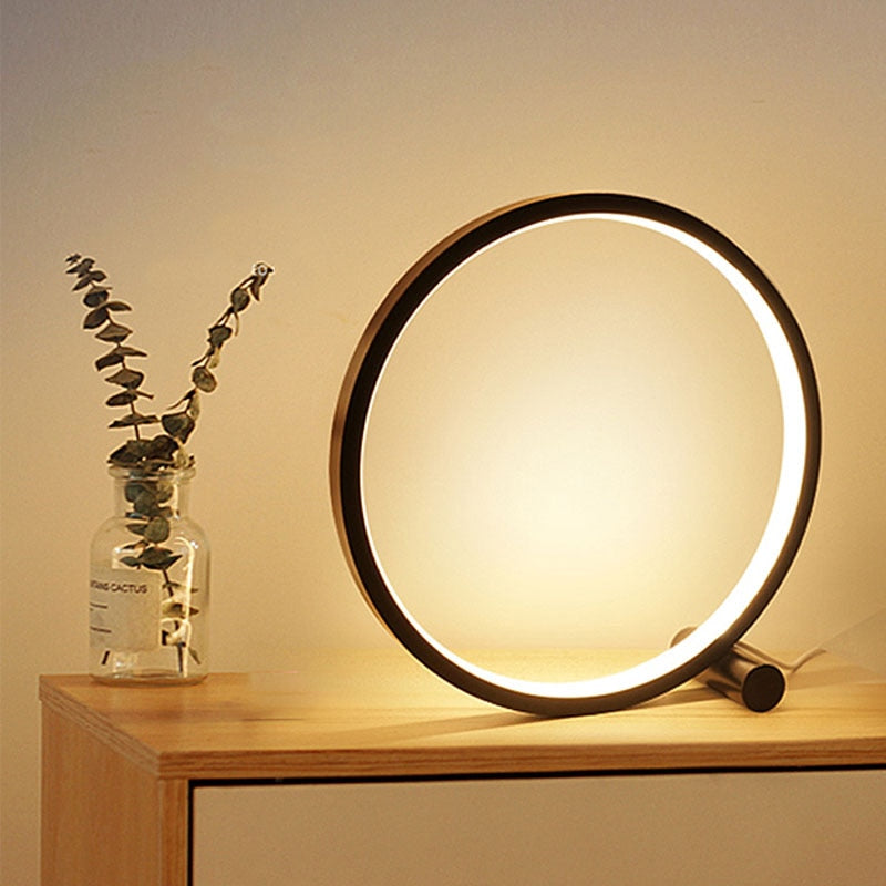 Kira – Lampe de table moderne en acrylique à lumière ronde