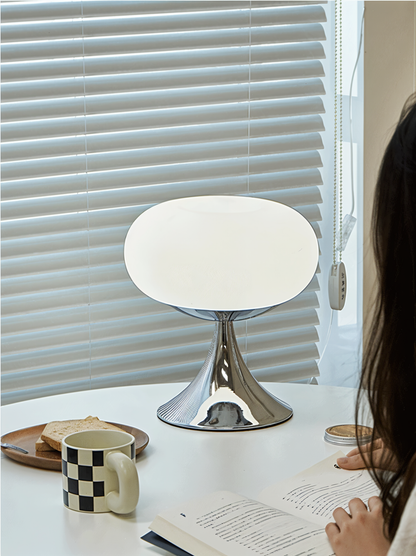 Lampe Pomme – Lampe de table en verre courbé aux couleurs macaron