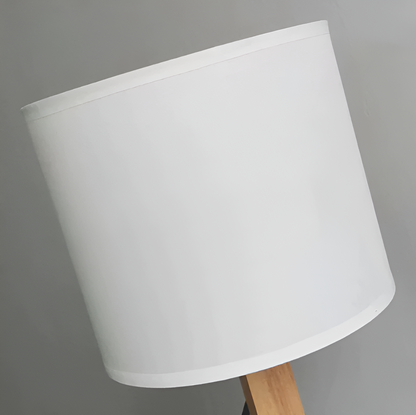 Compagnon Tech – Lampe robot avec socle flexible en bois