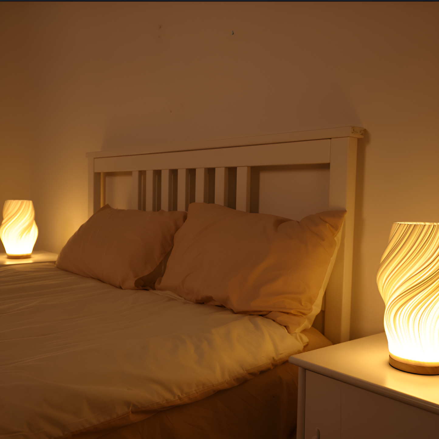 DreamWave - Lampe moderne crème à vagues 3D avec base en métal élégante