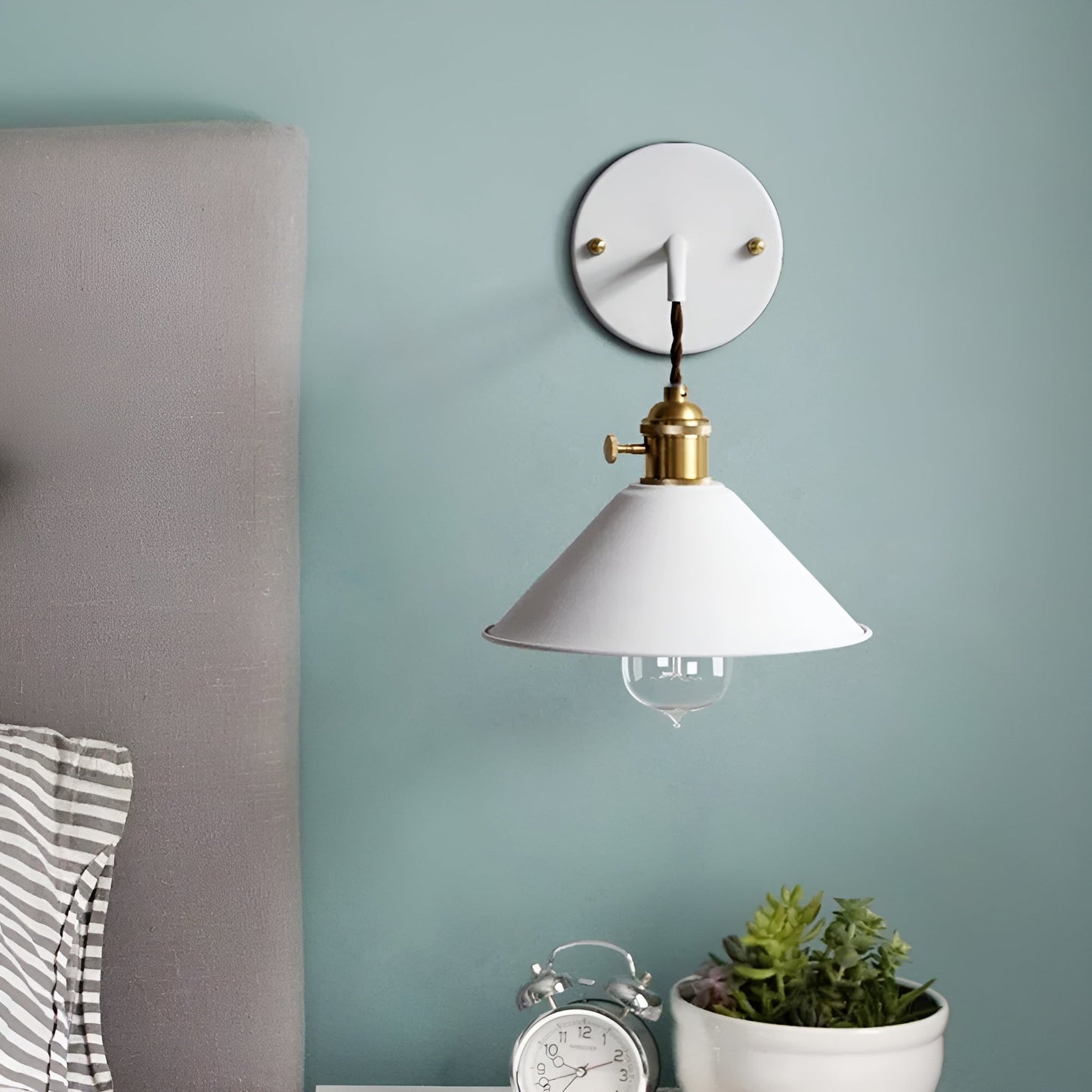 Applique murale vintage rétro - Lampe murale en métal en forme de cône