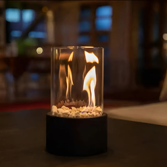 SleekFlame - Élégant foyer de table en métal et verre