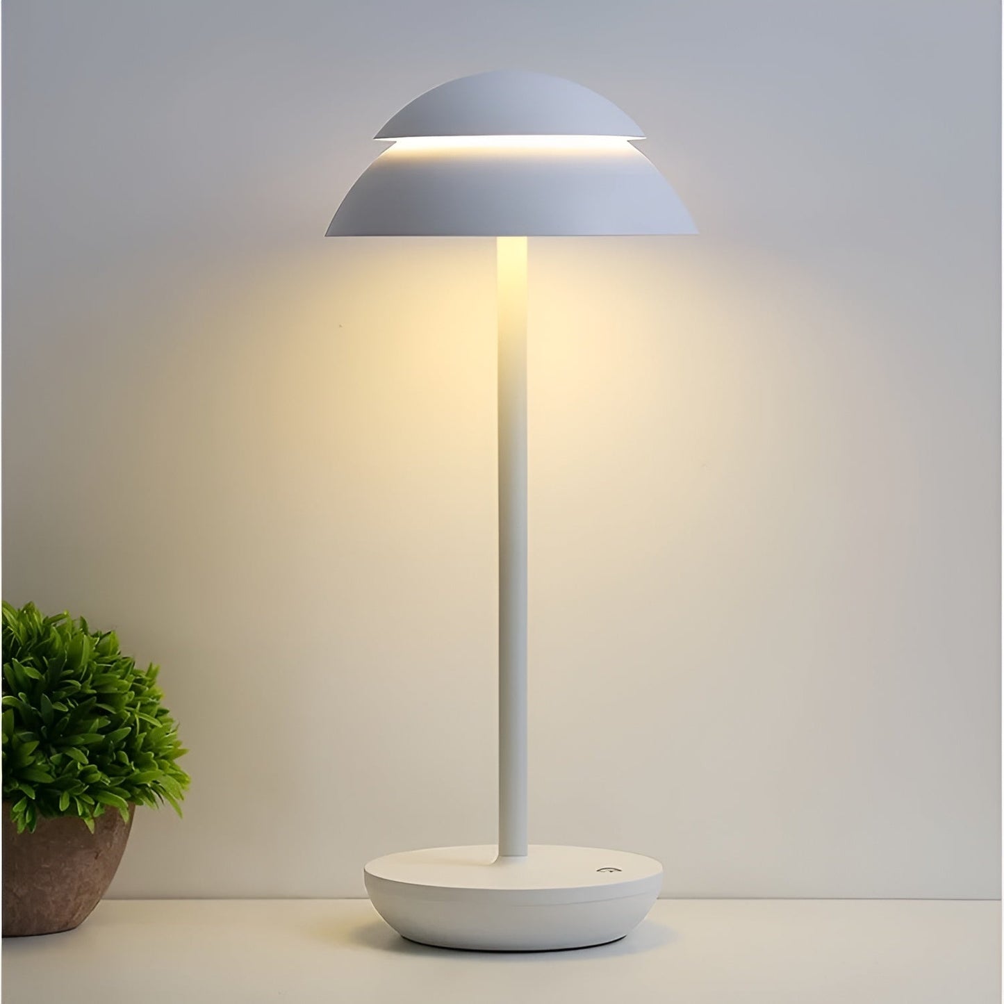 Lampe OmbraGlow – Lampe de table LED sans fil au design épuré avec abat-jour moderne