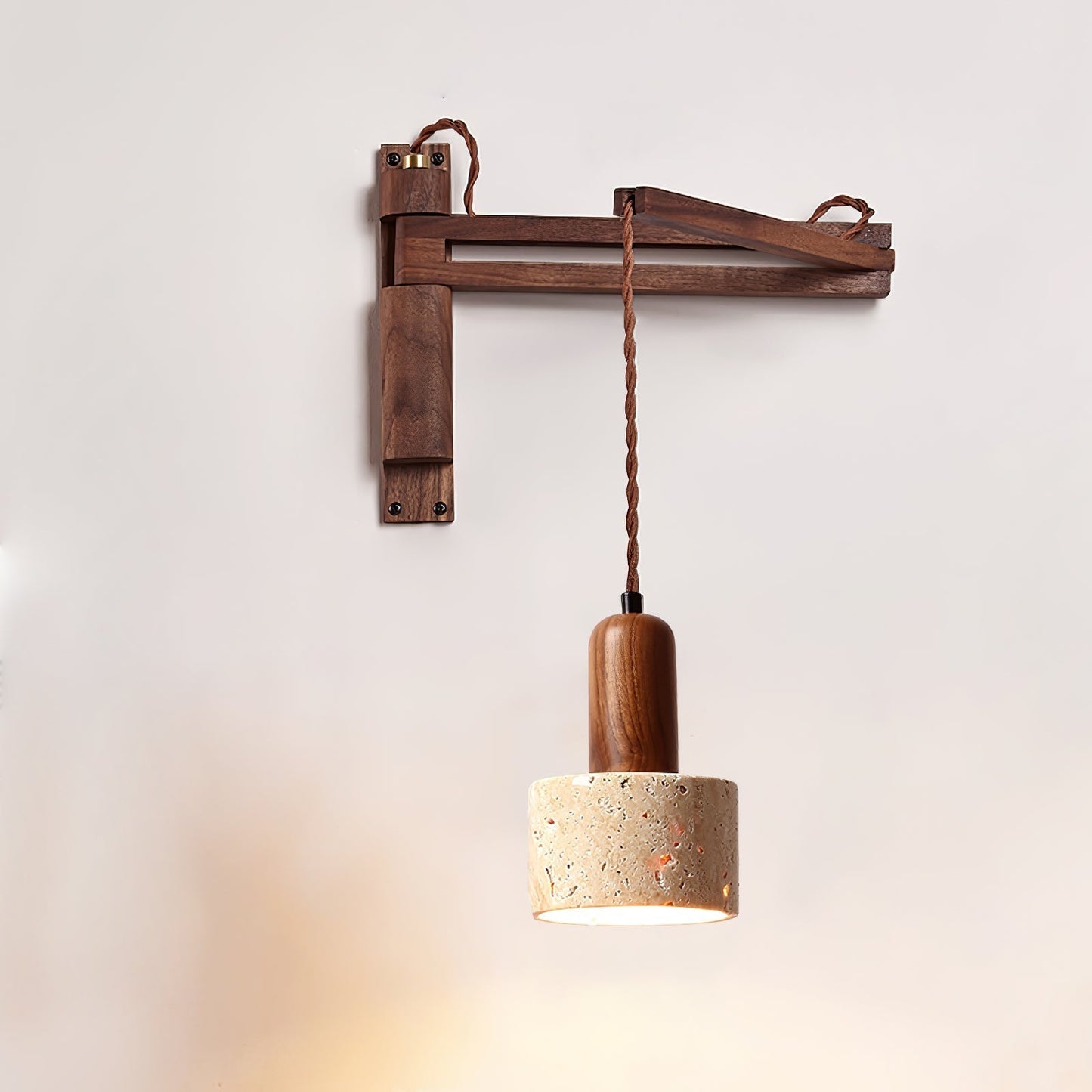 Noemi – Lampe Murale Orientable en Travertin