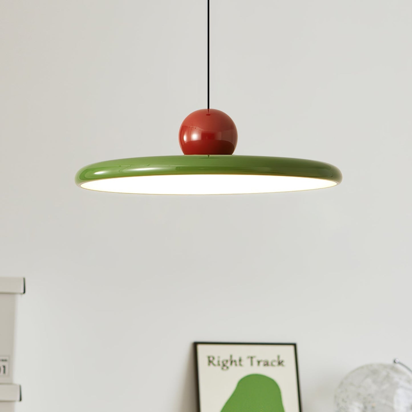 Évalight – Suspension moderne au design épuré