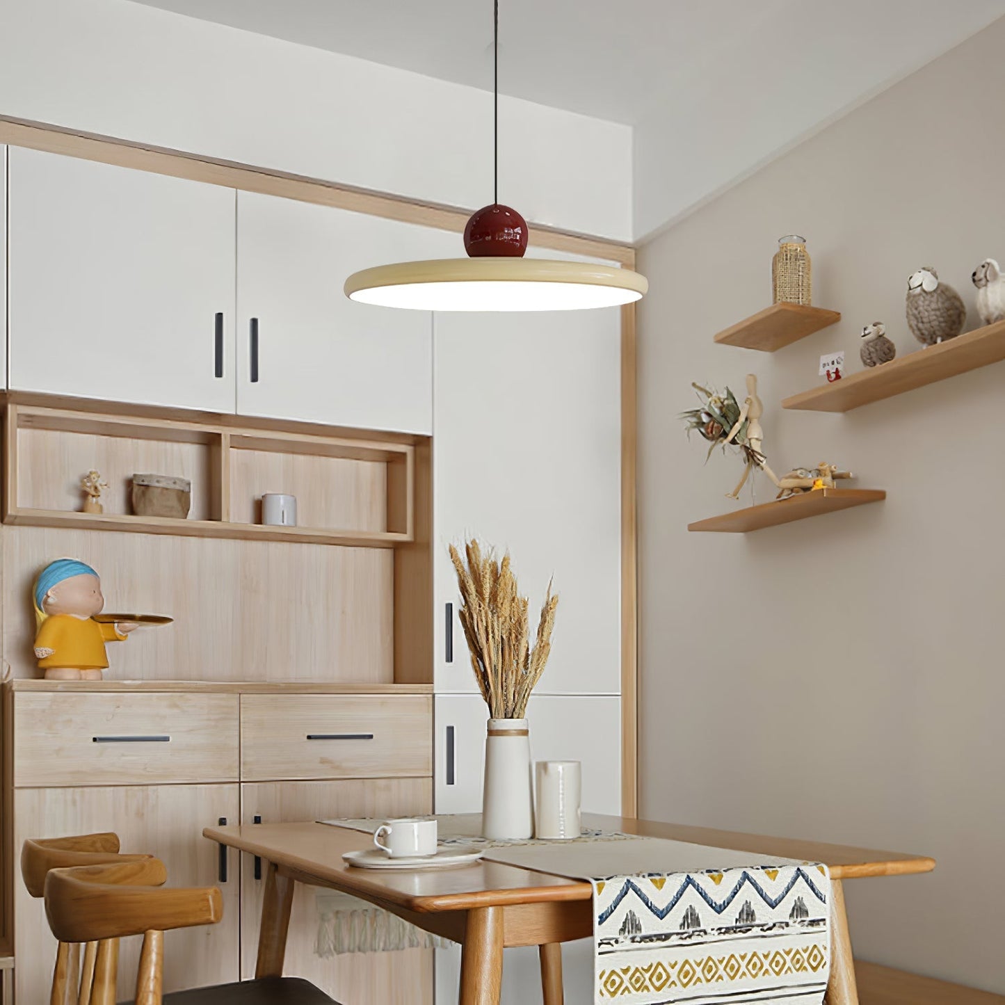 Évalight – Suspension moderne au design épuré