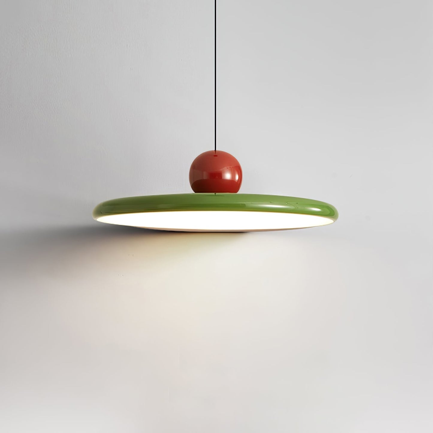 Évalight – Suspension moderne au design épuré
