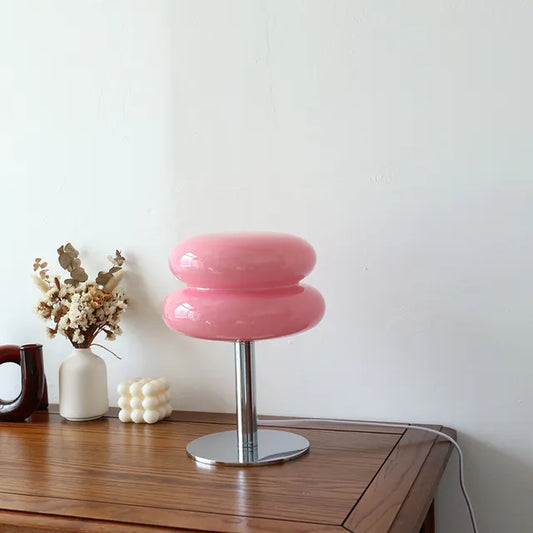 Lampe de table minimaliste d'inspiration vintage