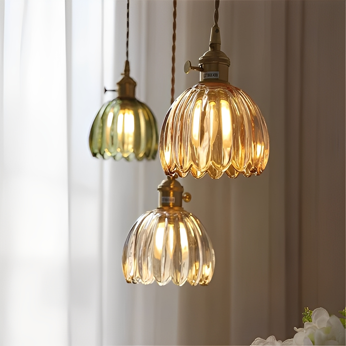 Sakumi – Lampe Plafond Fleurs en Verre Nordique