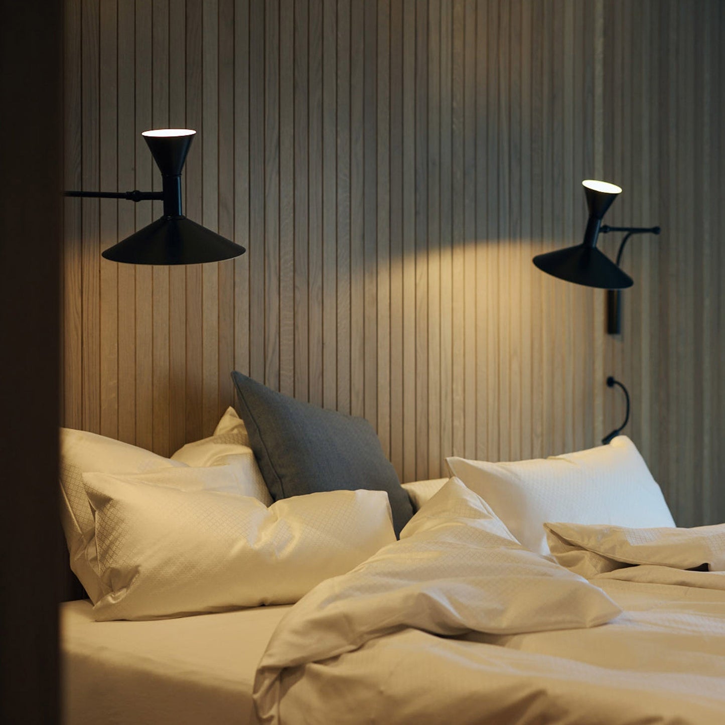 Shane – Applique murale ajustable style nordique avec LED