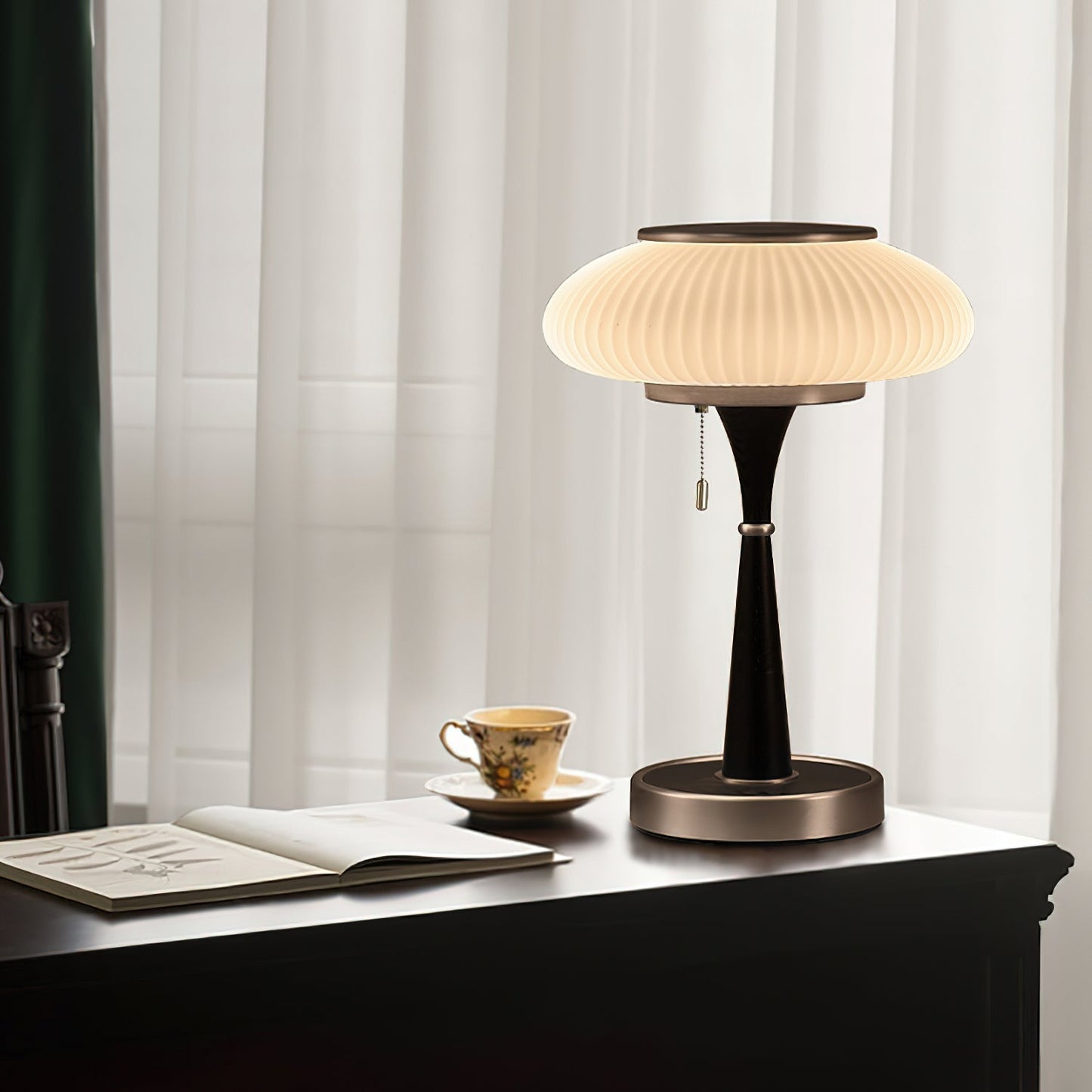 Matsuteko – Lampe de table américaine