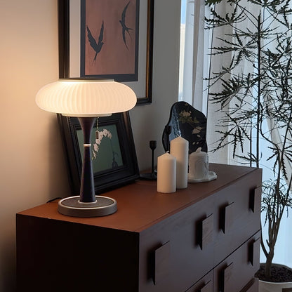 Matsuteko – Lampe de table américaine