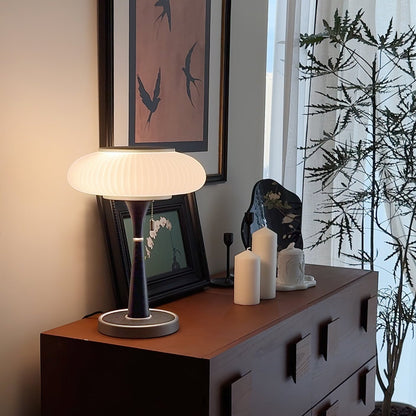 Matsuteko – Lampe de table américaine