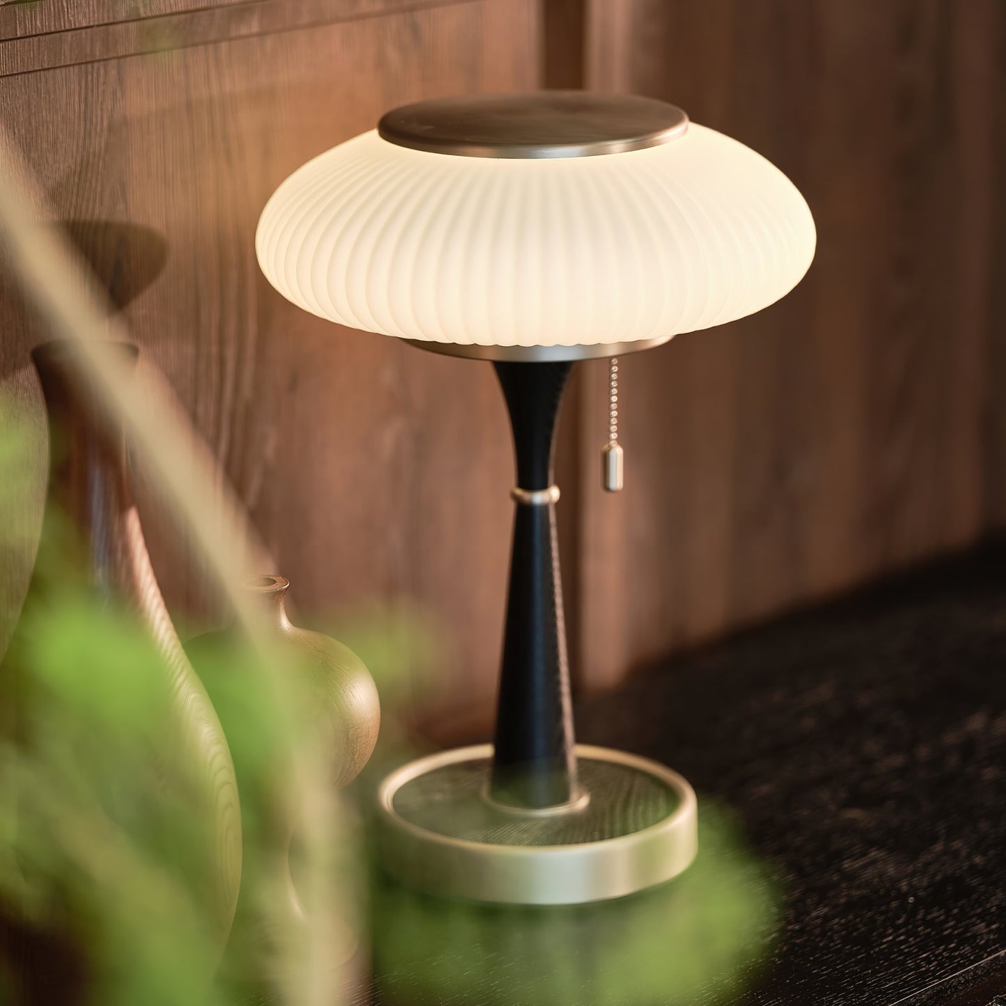 Matsuteko – Lampe de table américaine