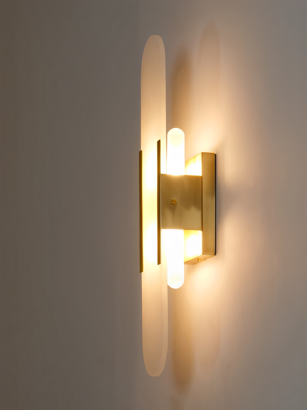 Orro – Applique LED postmoderne avec aspect marbre