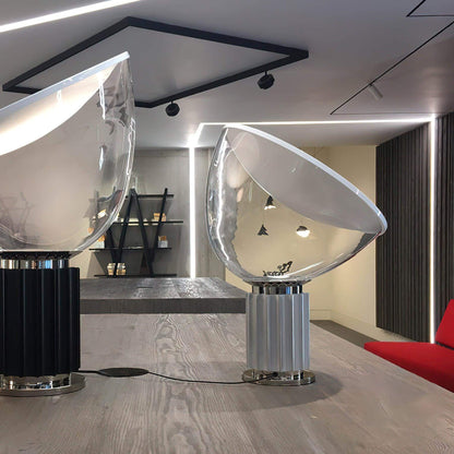 Raiden – Lampe de table design radar