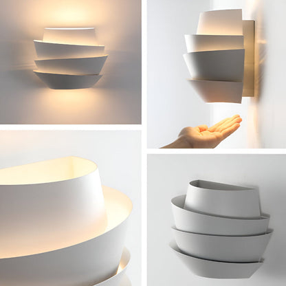 Fjoren – Lampe murale fleurs de pin nordiques