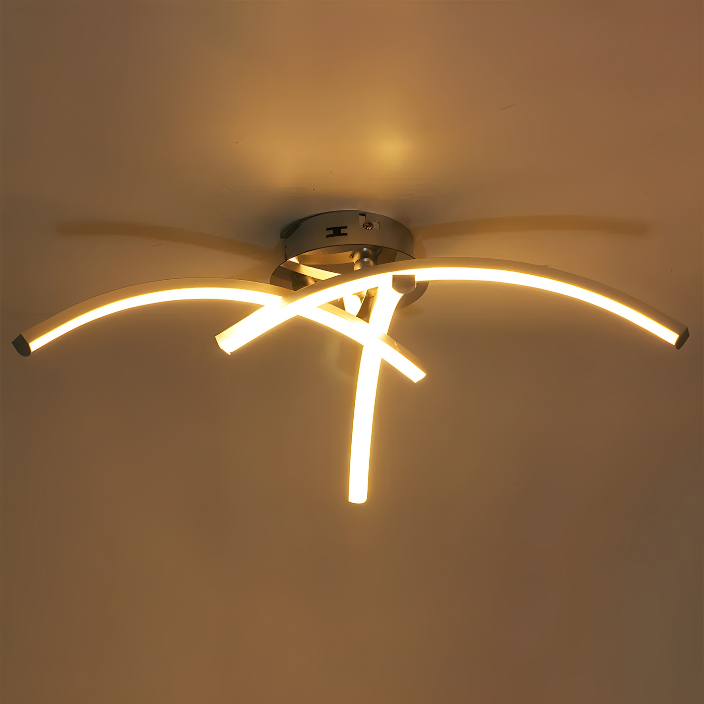 Karina – Plafonnier LED Arc Trident Nordique