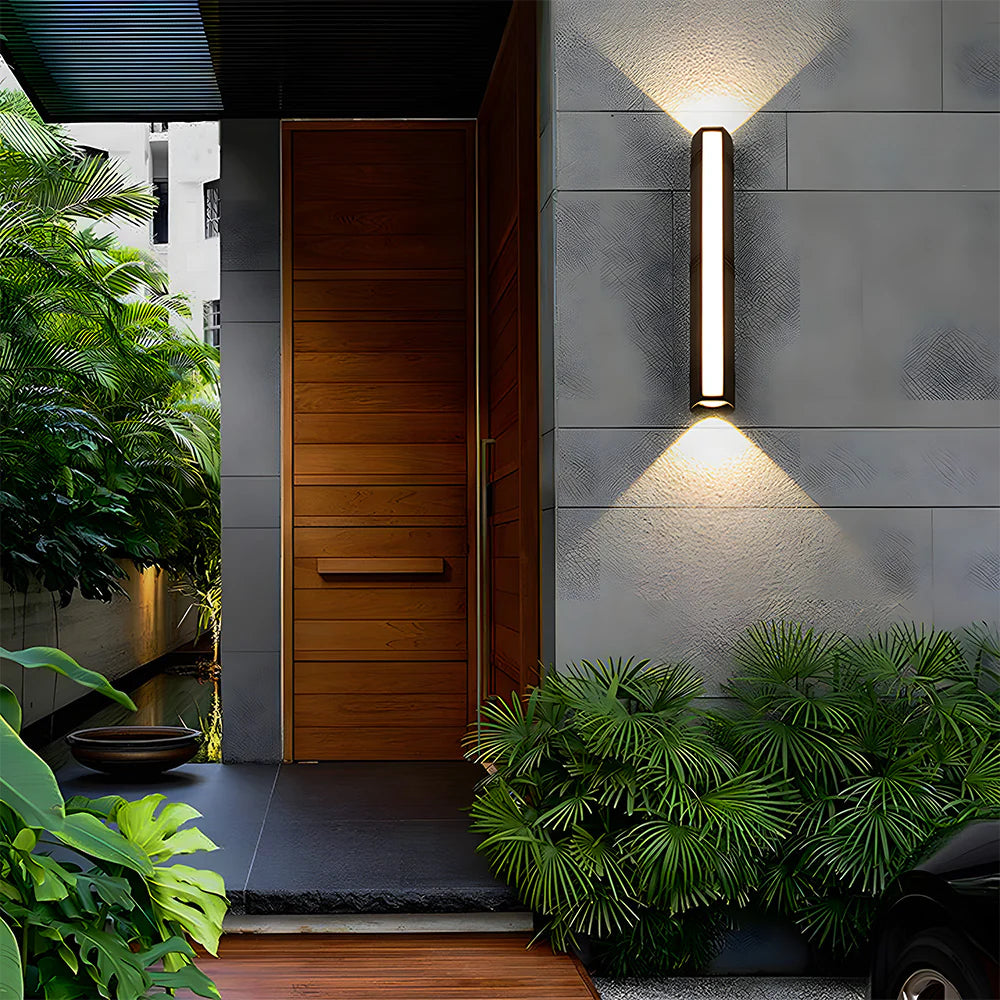 Nira – Lampe murale extérieure simple et élégante