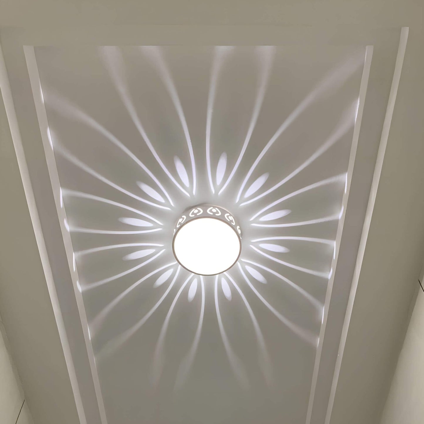 Luna – Lumière LED encastrée pour salon et couloir