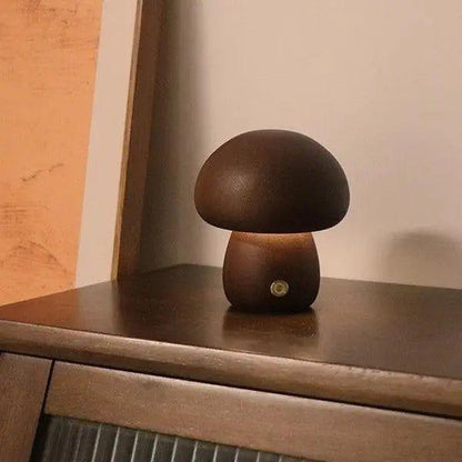 Lampe champignon fantaisiste en bois