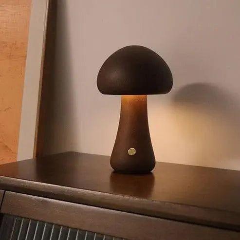 Lampe champignon fantaisiste en bois