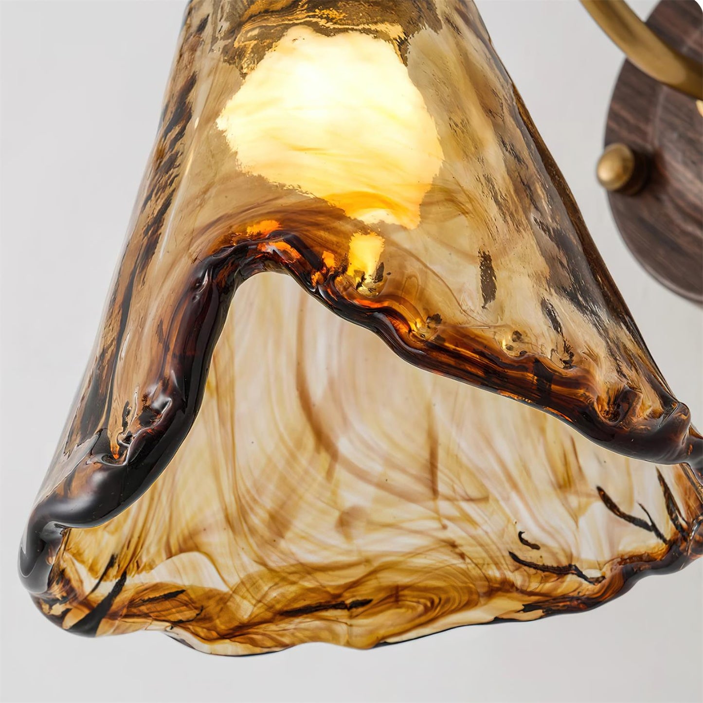 Alessia – Lampe murale avec verre ambre