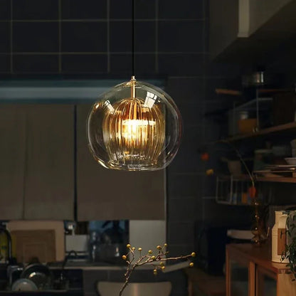 Suspension Design En Verre Transparent
