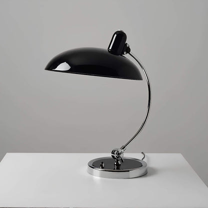 Lampe de table au design scandinave et touche boisée naturelle