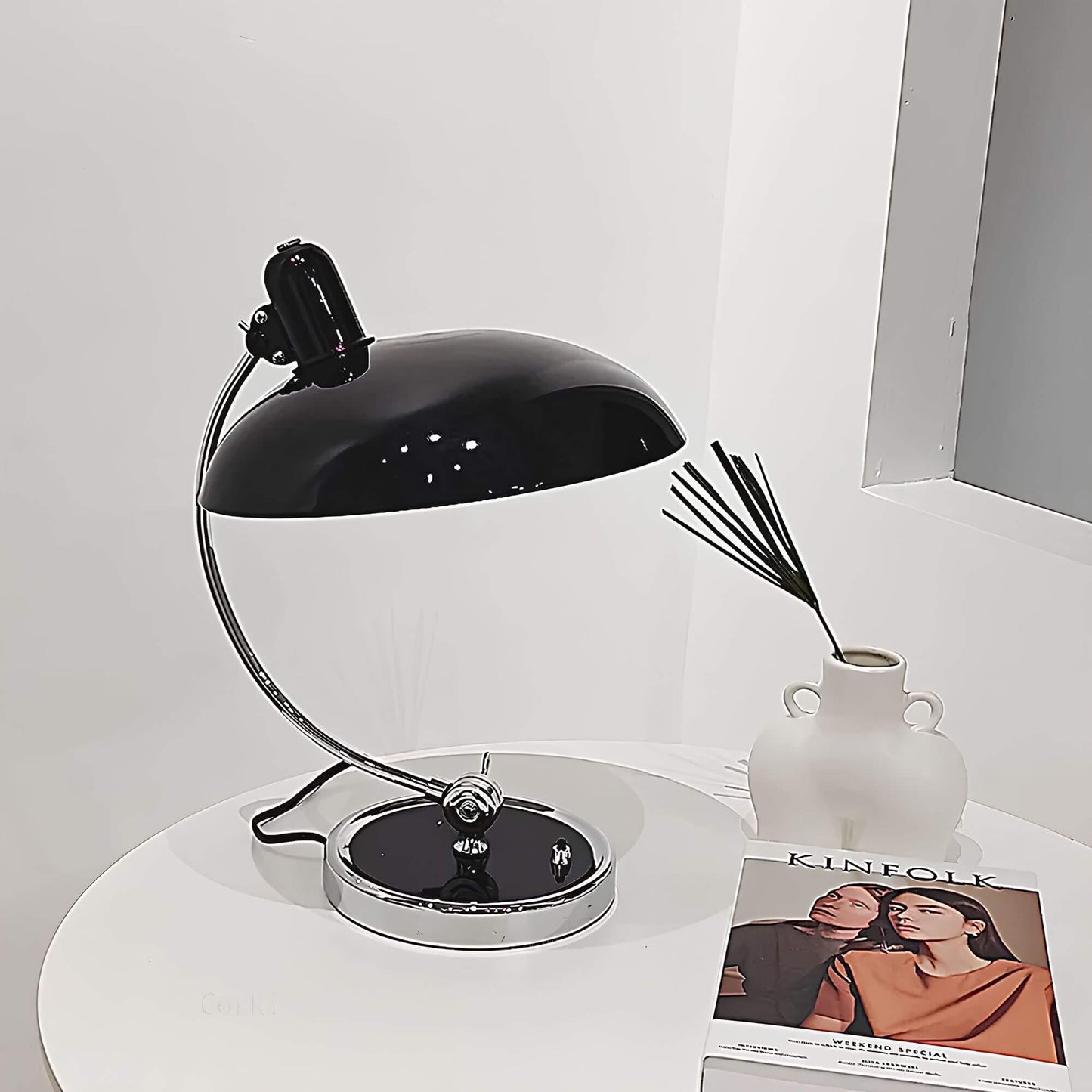 Lampe de table au design scandinave et touche boisée naturelle
