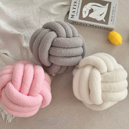 Kilua – Coussin Boule Nordique en Laine d'Agneau