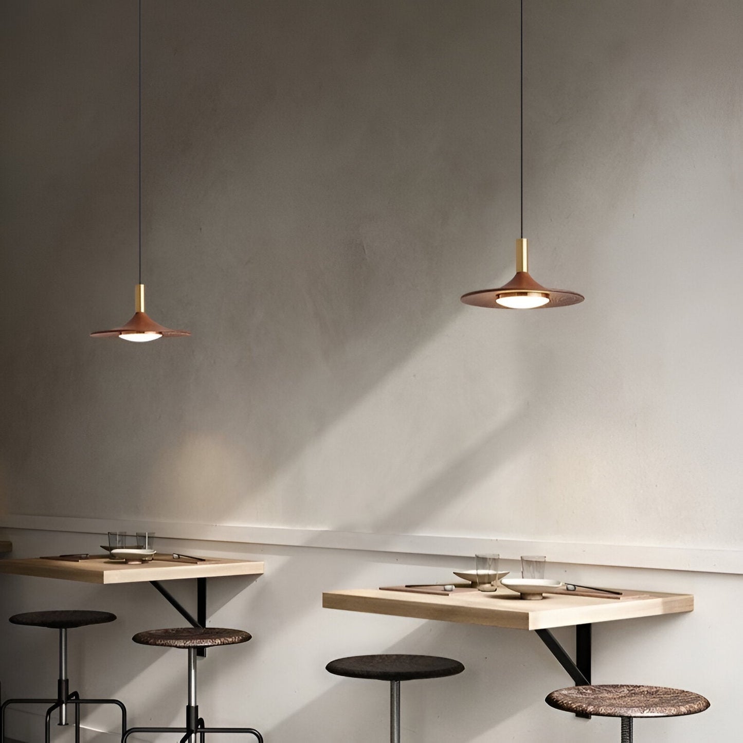 Jared – Bois de Noyer Tout Cuivre Suspension