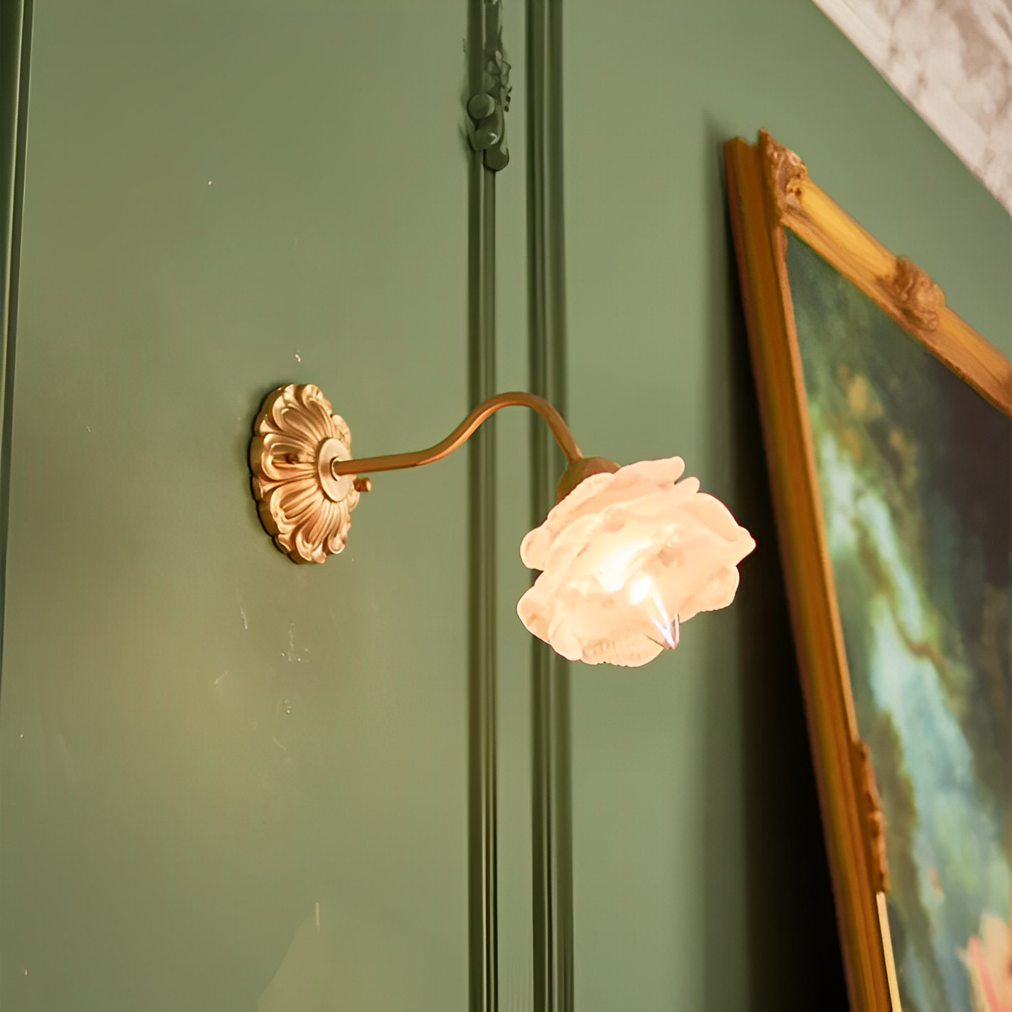 Flora – Applique murale style vintage avec verre fleurs et aspect cuivre