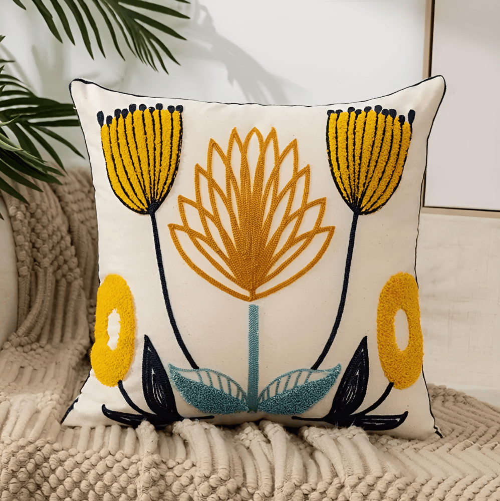 Hanaori – Housse de Coussin Nordique Brodée