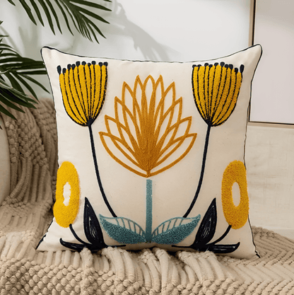 Hanaori – Housse de Coussin Nordique Brodée