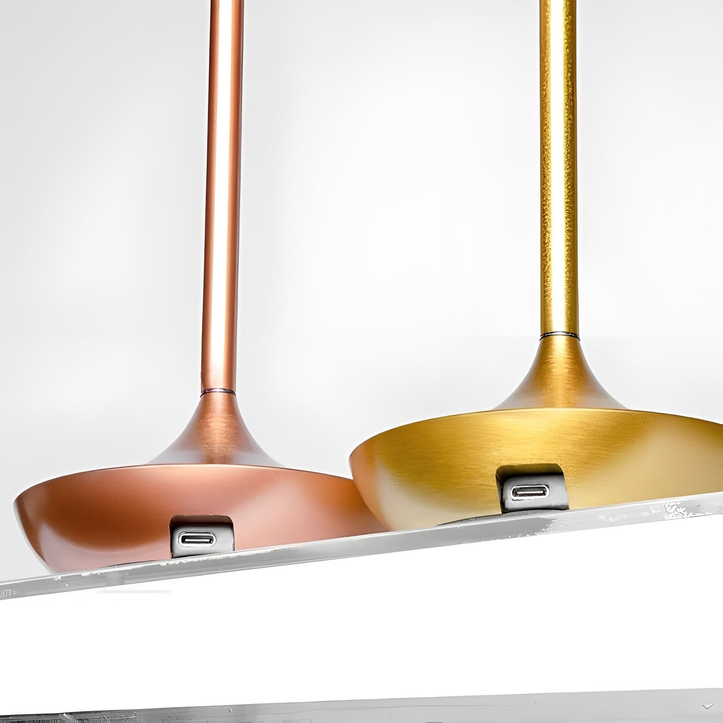 Nina – Lampe de table portable en design cylindrique
