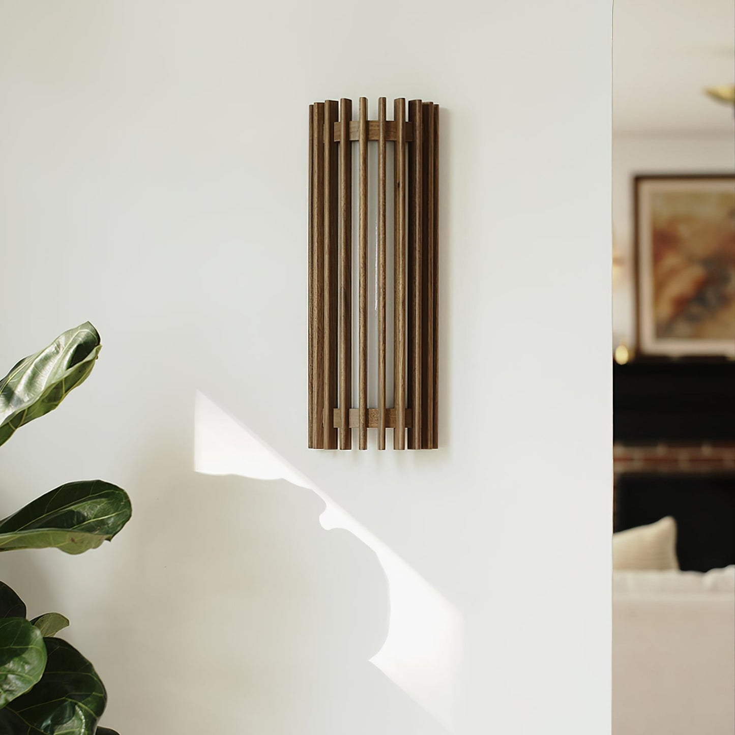 Yara – Lampe murale en noyer