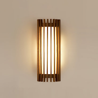 Yara – Lampe murale en noyer