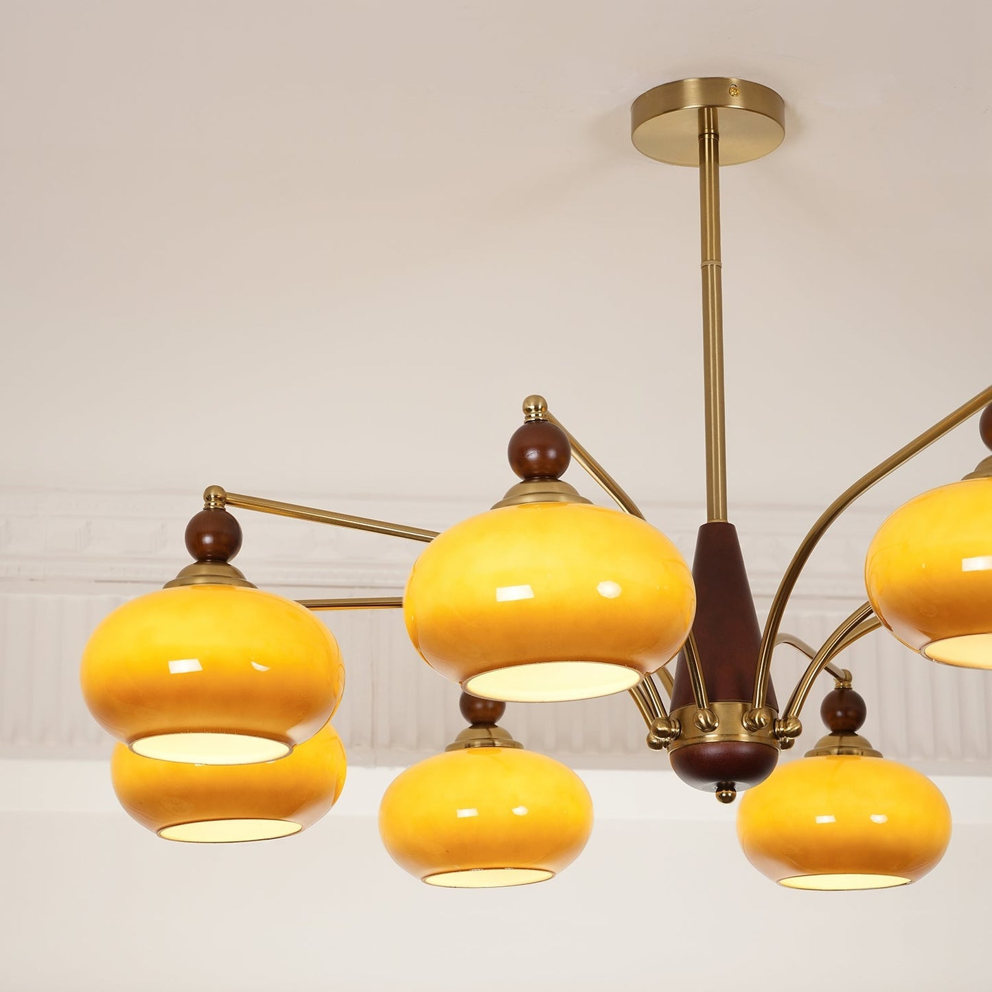 Calliope – Lustre rétro avec charme nostalgique