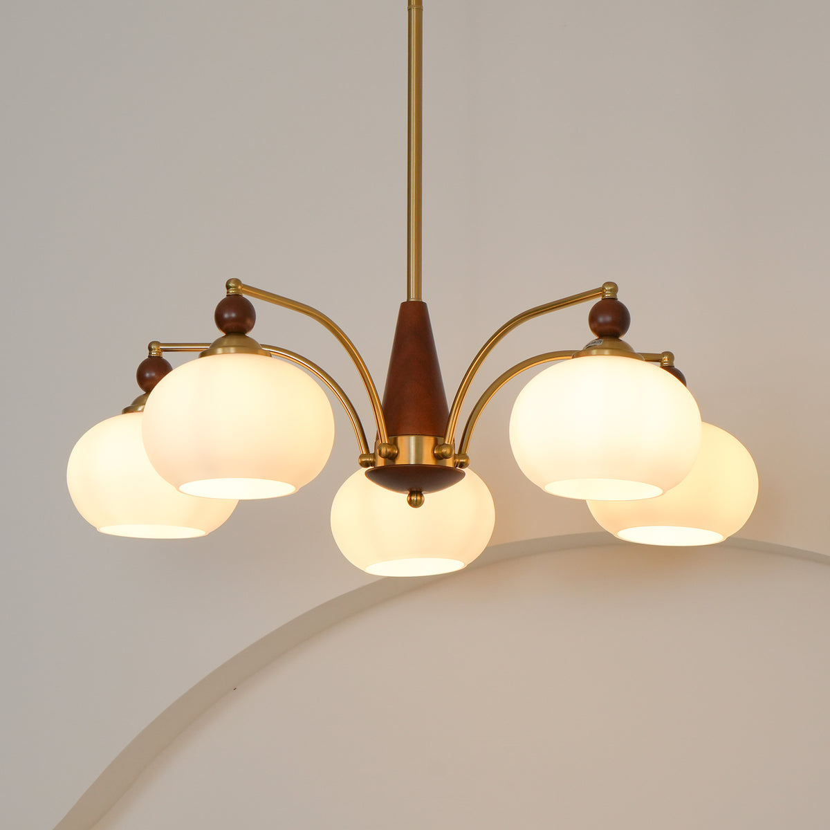 Calliope – Lustre rétro avec charme nostalgique
